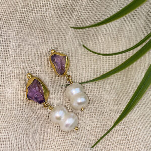 Earrings amethyst & pearl